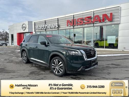 2025 Nissan Pathfinder Platinum 4WD
