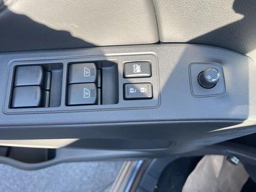Gun Metallic 2026 Nissan Frontier SV