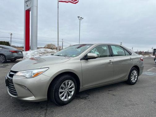 2017 Toyota Camry XLE