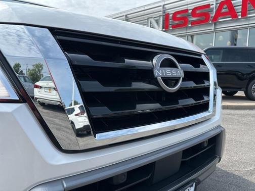 2024 Nissan Armada Platinum 4WD
