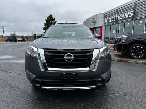 2024 Nissan Pathfinder Platinum 4WD