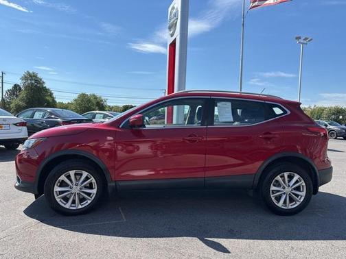 2018 Nissan Rogue Sport SV
