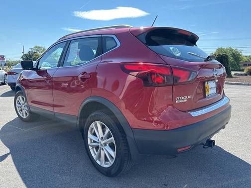 2018 Nissan Rogue Sport SV