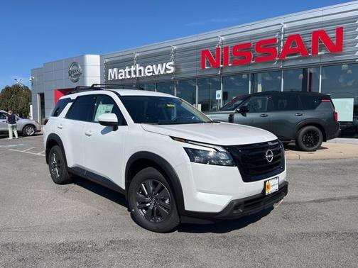 2025 Nissan Pathfinder SV 4WD