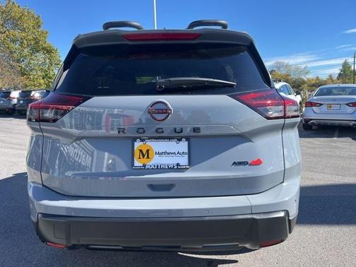 2026 Nissan Rogue Rock Creek