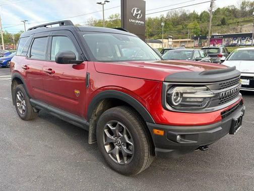 Hot Pepper Red Tinted Clearcoat 2022 Ford Bronco Sport Badlands