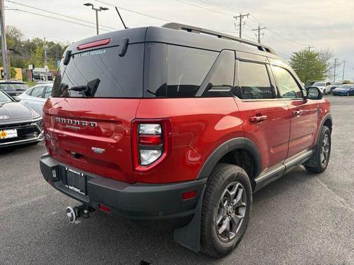 Hot Pepper Red Tinted Clearcoat 2022 Ford Bronco Sport Badlands