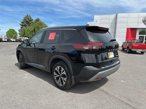 Super Black 2023 Nissan Rogue SV