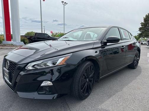 2022 Nissan Altima SR FWD