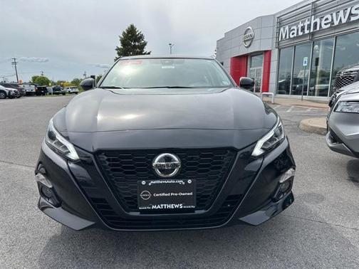2022 Nissan Altima SR FWD