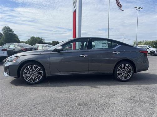 2025 Nissan Altima 2.5 SL