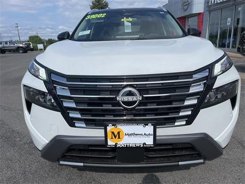 2025 Nissan Rogue SL