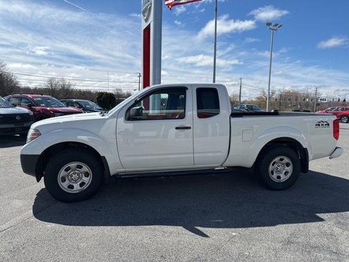 Glacier White 2020 Nissan Frontier S