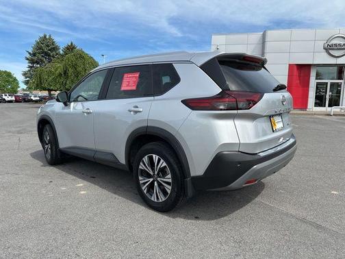 Brilliant Silver Metallic 2023 Nissan Rogue SV