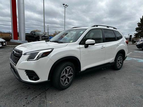 2023 Subaru Forester Premium