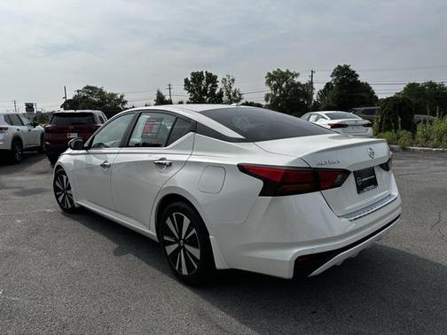 2022 Nissan Altima 2.5 SV