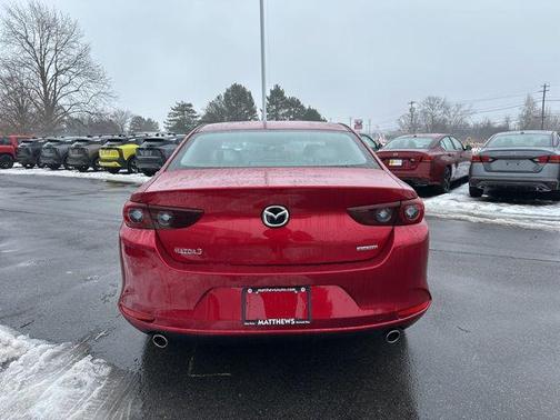 2022 Mazda Mazda3 FWD w/Preferred Package