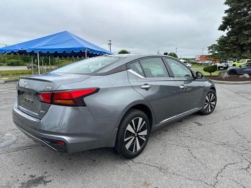 Gun Metallic 2022 Nissan Altima 2.5 SV