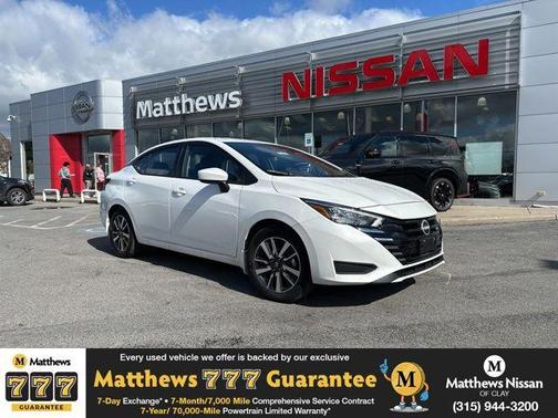 Aspen White Tricoat 2025 Nissan Versa 1.6 SV