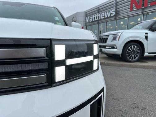 2025 Hyundai SANTA FE SE