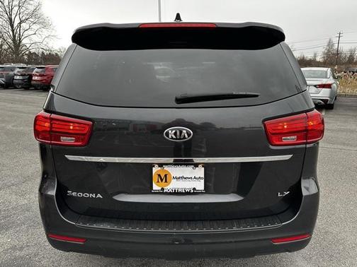2021 Kia Sedona LX