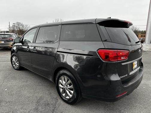 2021 Kia Sedona LX