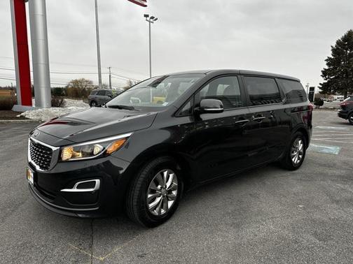 2021 Kia Sedona LX