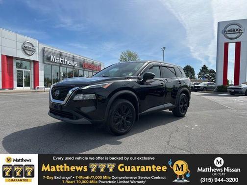 Super Black 2022 Nissan Rogue SV