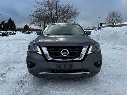 2019 Nissan Pathfinder SV