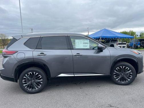 Gun Metallic 2026 Nissan Rogue Platinum