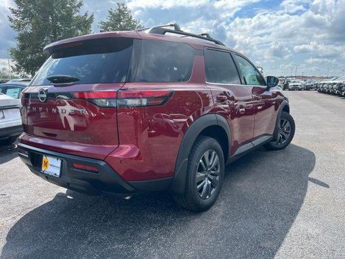 Scarlet Ember Tintcoat 2026 Nissan Pathfinder SV