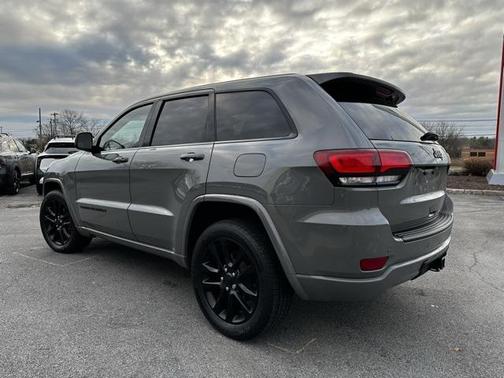 2020 Jeep Grand Cherokee Altitude