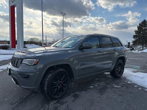 2020 Jeep Grand Cherokee Altitude