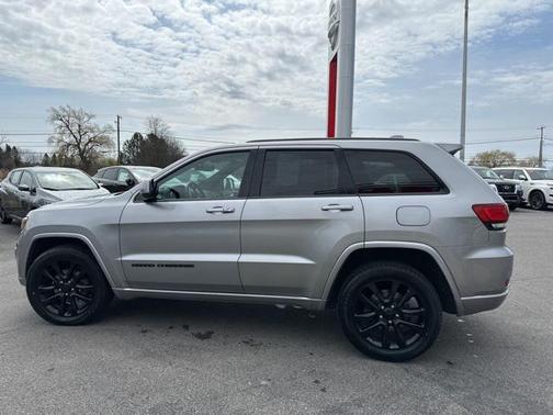 2018 Jeep Grand Cherokee Altitude