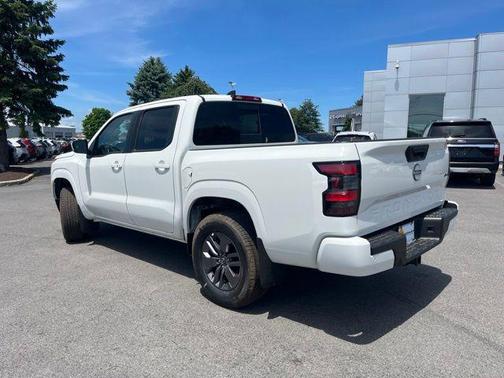 Glacier White 2026 Nissan Frontier SV