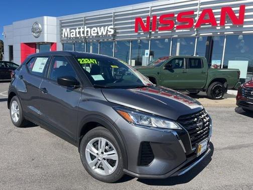 2025 Nissan Kicks S