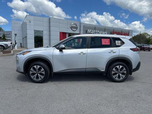 Brilliant Silver Metallic 2022 Nissan Rogue SV