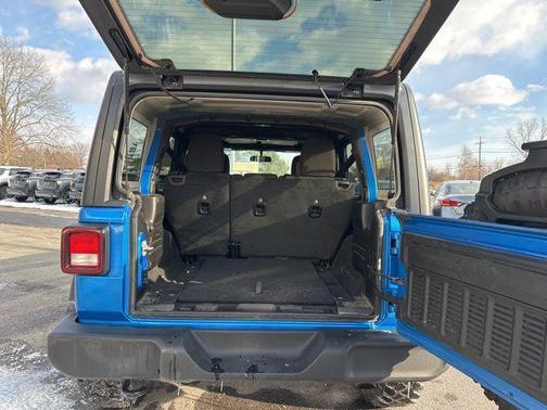 2023 Jeep Wrangler Willys