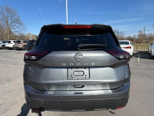 2025 Nissan Rogue SV