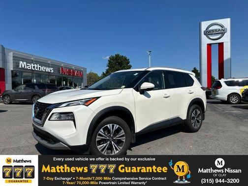 Pearl White Tricoat 2021 Nissan Rogue SV