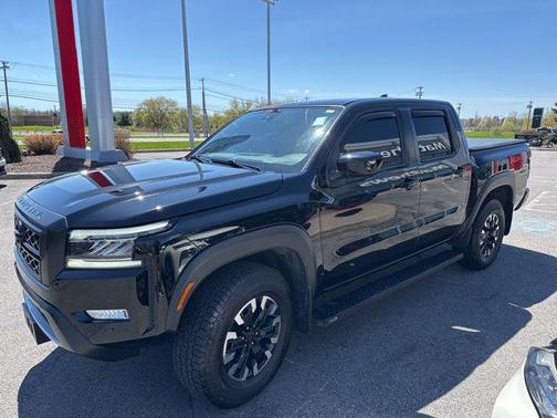 Super Black 2024 Nissan Frontier PRO-4X