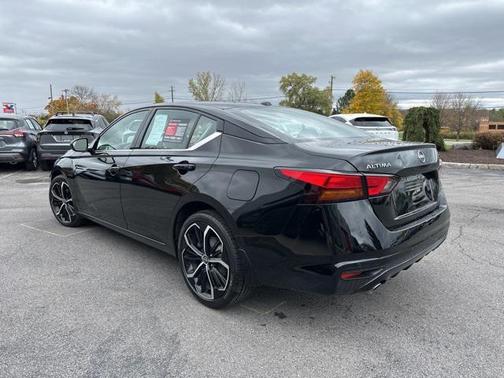 2024 Nissan Altima SR Intelligent AWD