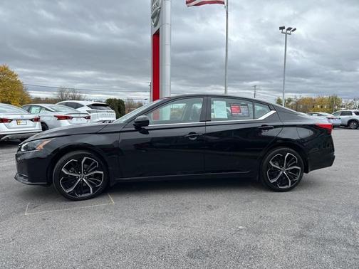 2024 Nissan Altima SR Intelligent AWD
