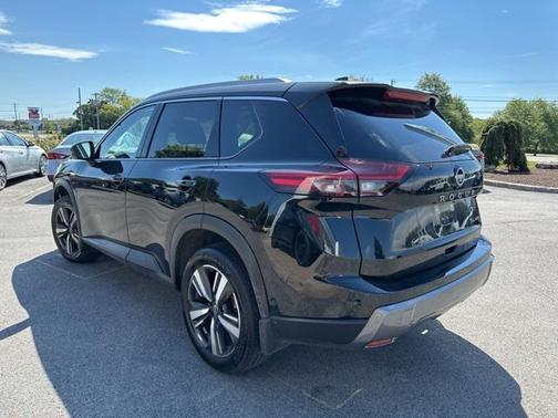 2024 Nissan Rogue SL