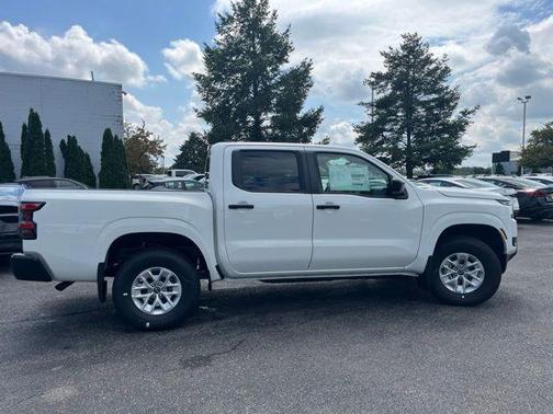Glacier White 2026 Nissan Frontier S
