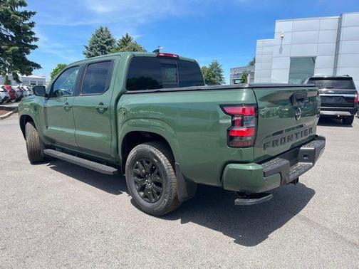 Tactical Green Metallic 2026 Nissan Frontier SV