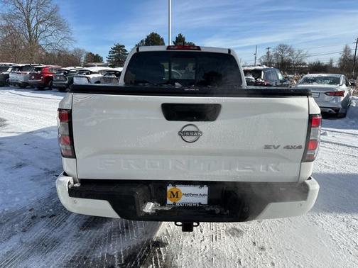 2022 Nissan Frontier SV