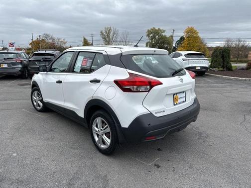 2020 Nissan Kicks S