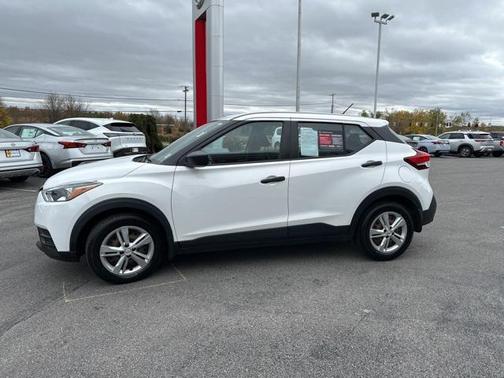 2020 Nissan Kicks S