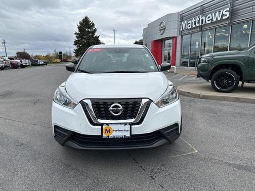 2020 Nissan Kicks S